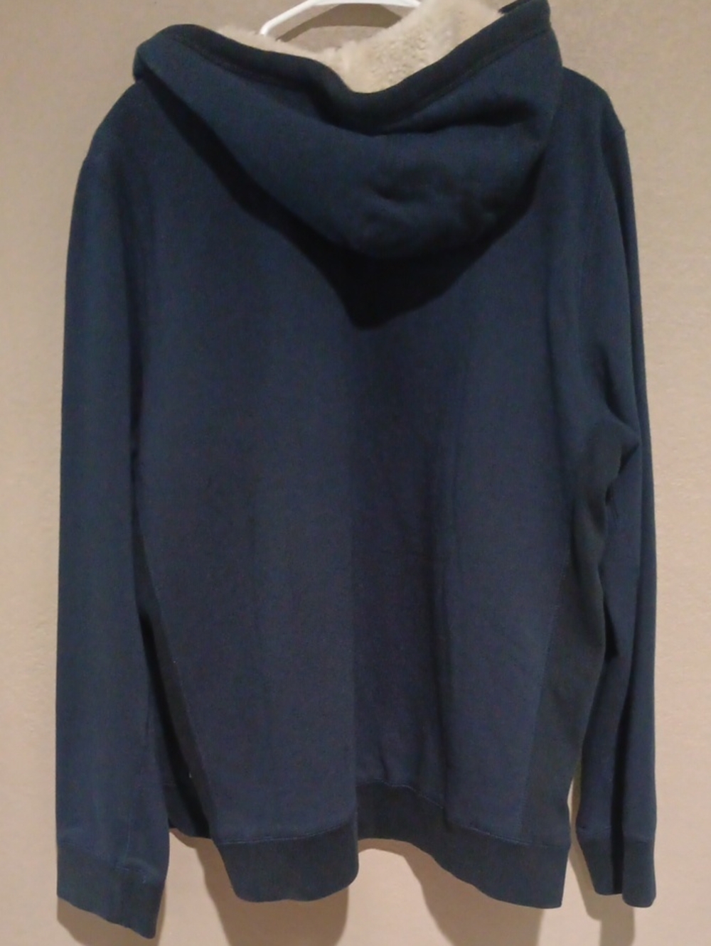 Abercrombie & Fitch Men's Navy Sherpa-Lined Zip Hoodie - Picture 6 of 8